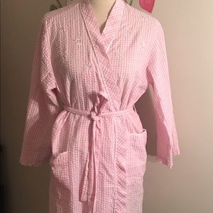 Miss Elaine vintage robe